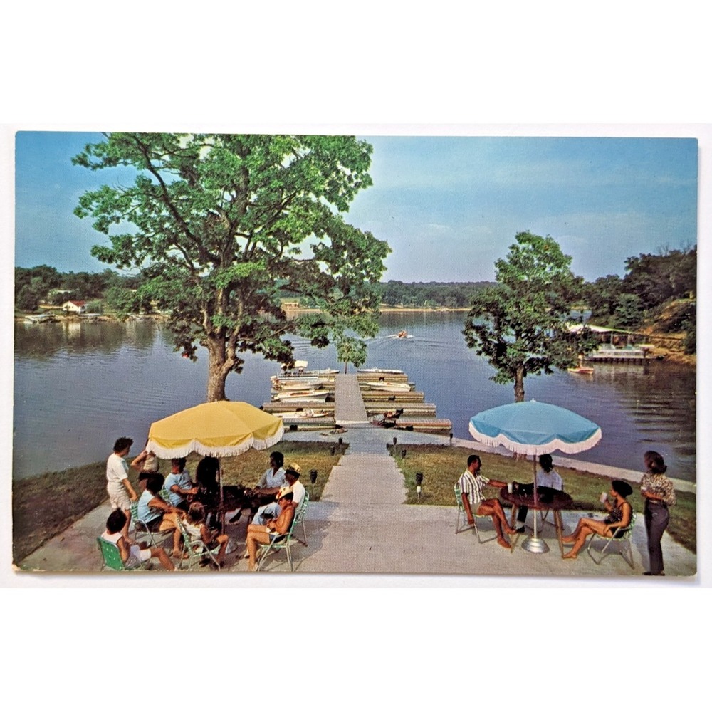 Gravois Mills, Missouri MO Wulff Harbor Resort Lake of the Ozarks Dock Postcard